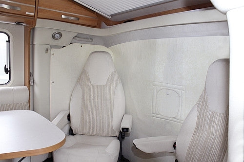 Šiluminės užuolaidos Hindermann Fiat Ducato nuo 06/2006 su radijo prieiga Spalva šviesiai smėlio spalvos