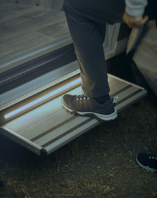 Step priedai THULE LED rinkinys Slide Out Step G2 Ducato / Jumper / Boxer / Crafter