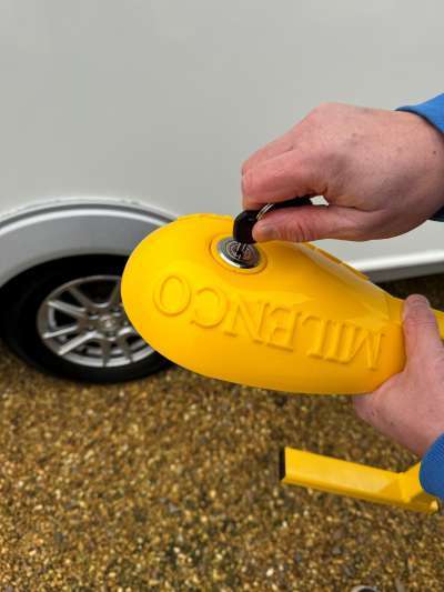 Wheel clamp Wraith 3 Caravan Wheel Lock Sold Secure Gold