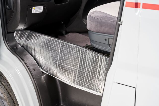 Footwell insulation suitable for VW Crafter from 2017 MAN TGE from 2018, tub shape not for cup holders