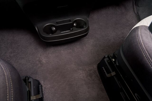 Footwell insulation suitable for VW Crafter from 2017 MAN TGE from 2018, tub shape not for cup holders
