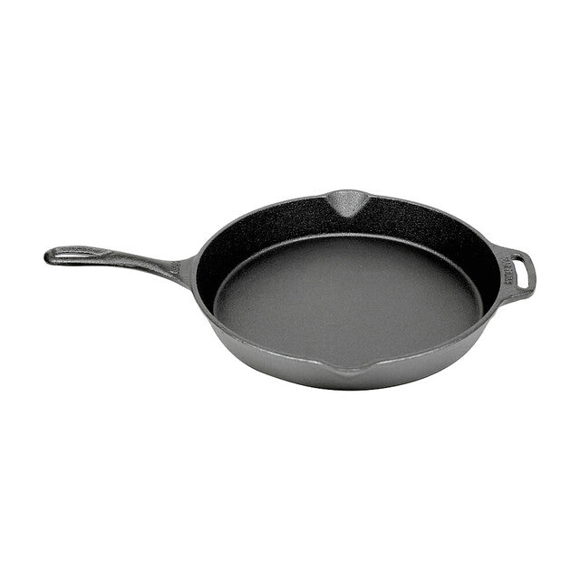 Keptuvė VALHAL OUTDOOR Ketaus su plienu ir rankena 2 snapeliai sk. 30 cm