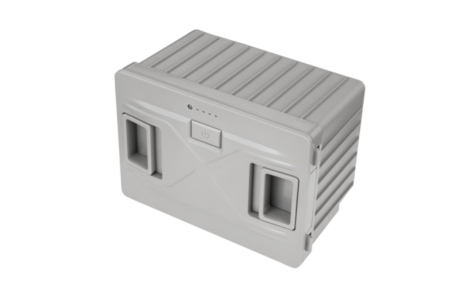 Compressor cooler with rechargeable battery