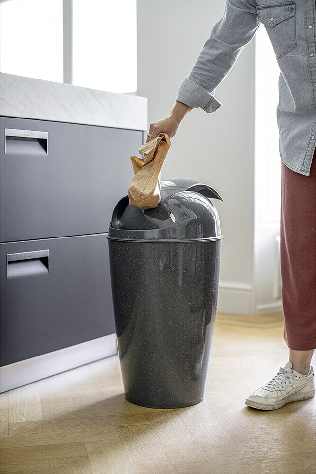 Swing top bin koziol 30 l DEL XL Colour recycled ash grey