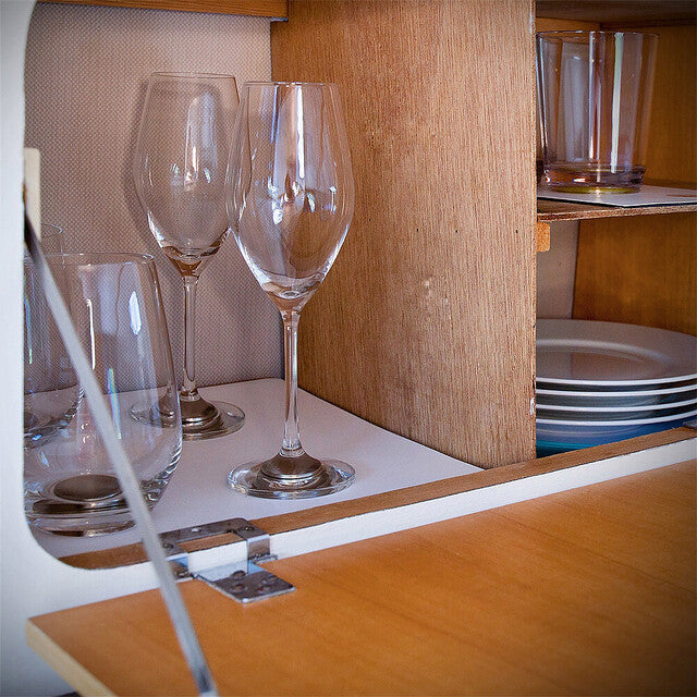 Magn. cryst. glasses silwy CHAMPAGNE 2-pc. set 200 ml 2 cryst. glasses + 2 pads Col. transparent