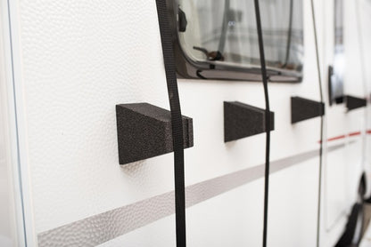 Spacer Hindermann made of hard foam cont: 4 pcs. Colour black