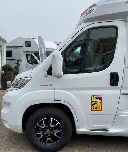 Blind spot sticker for vehicles over 3.5 t in France Contents 3 pieces
