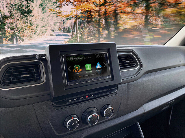 Install. kit ZENEC Z-EACC-RNM3K for Zenec / XZent 1 + 2 DIN in Renault Master 3