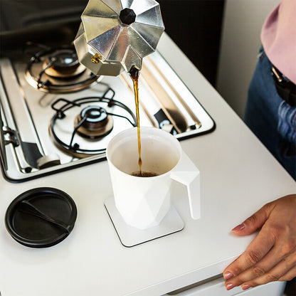 Magn. coffee cup silwy with metal nano gel pad and lid Col. white